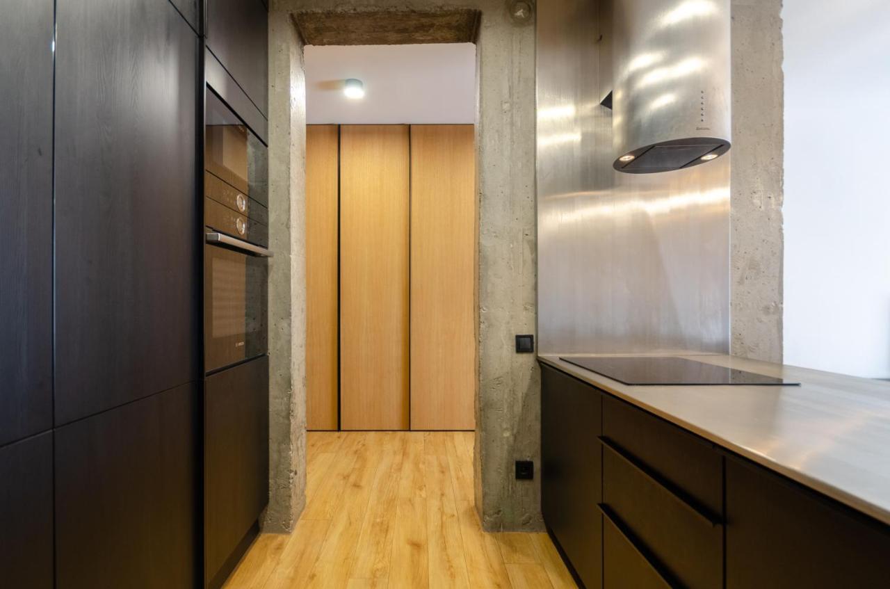 Petrovdom 23-173 In Stylish Apartments At Rc Kyiv Exterior photo